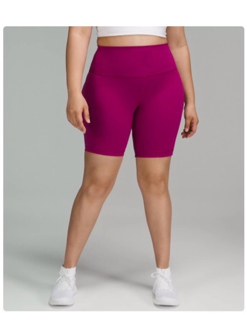 Wunder Train High-Rise Short 8"	
Magenta Purple	
Size: 4, NWOT